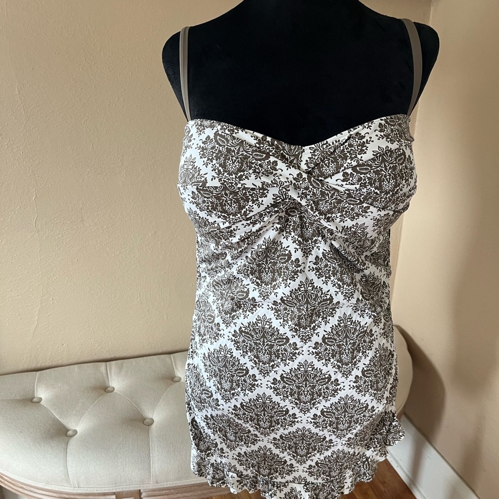 Tommy Bahama Brown and White swimsuit/cover up set. Size 16 NWOT